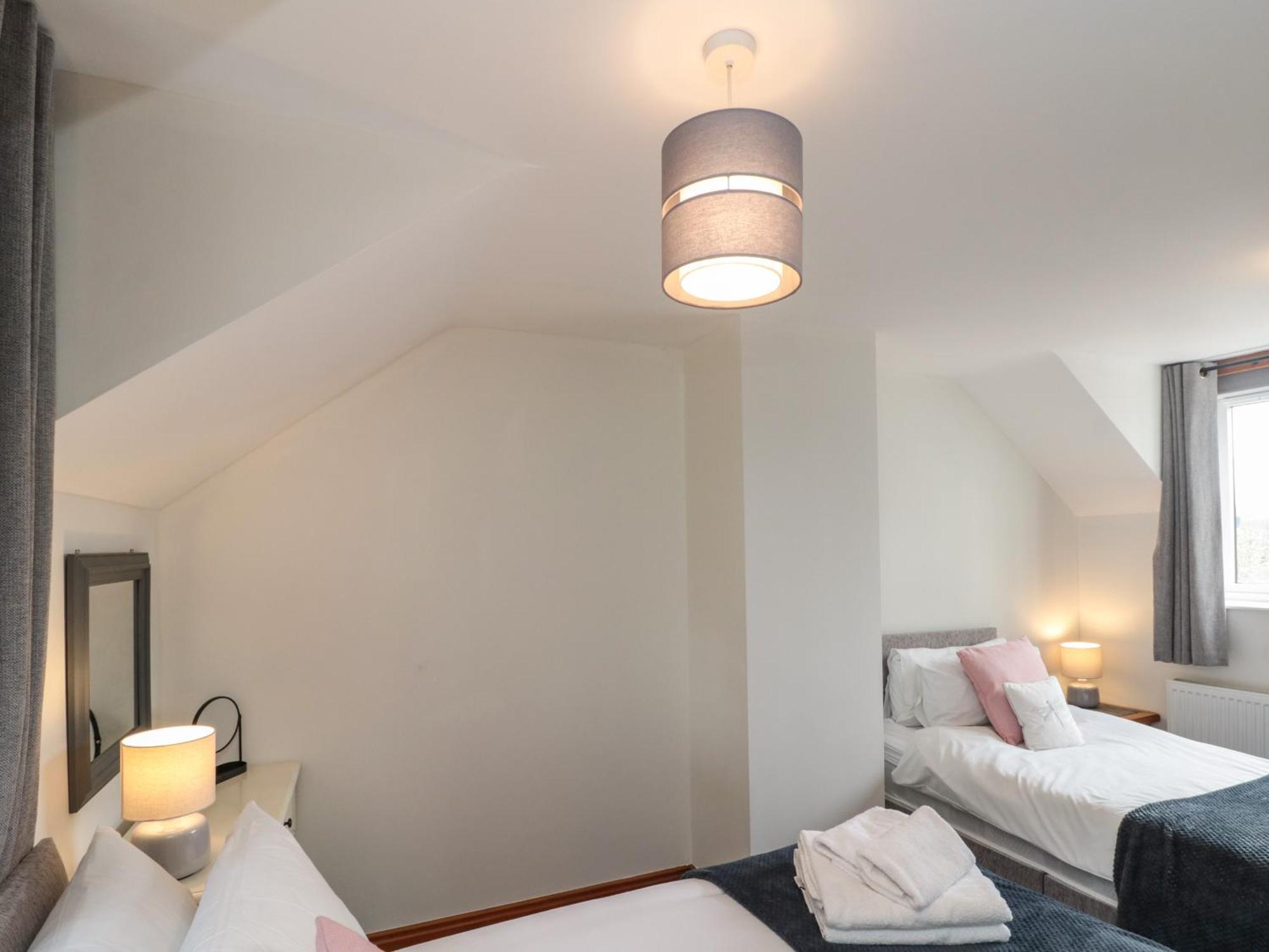 Ramblers Cottage Уитби Екстериор снимка